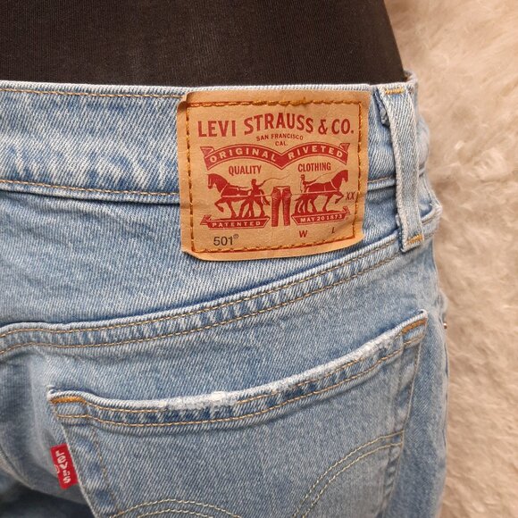 Levi's 501 Man's Blue Straight Legs Fly Buttons Denim Jeans W30/L30 - Picture 3 of 12